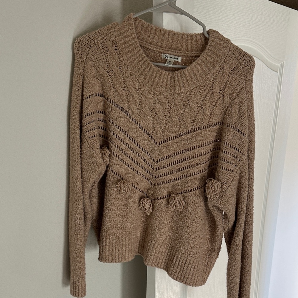 Women’s Versona Sweater with Pom-Poms